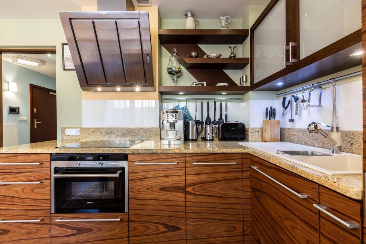 Prestige Ii Apartment